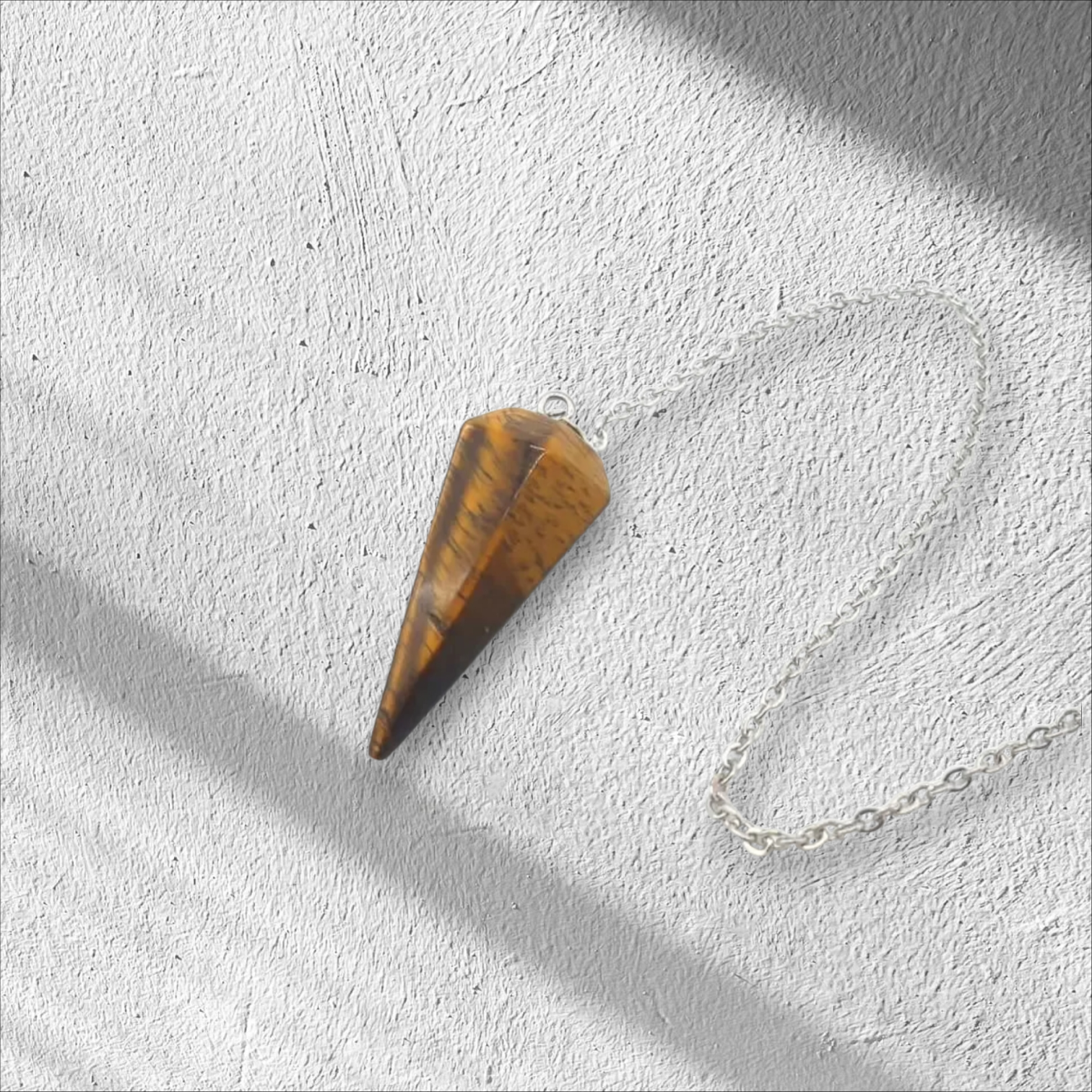 Pendule conique oeil de tigre 3,5cm