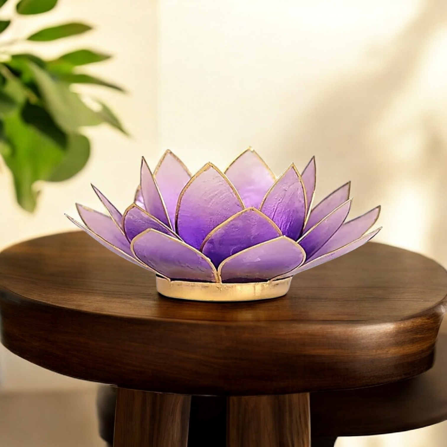 Bougeoir fleur de lotus violet clair et or