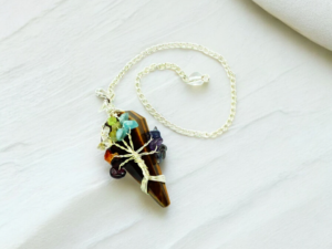 Pendule Sept Chakras en Œil de Tigre