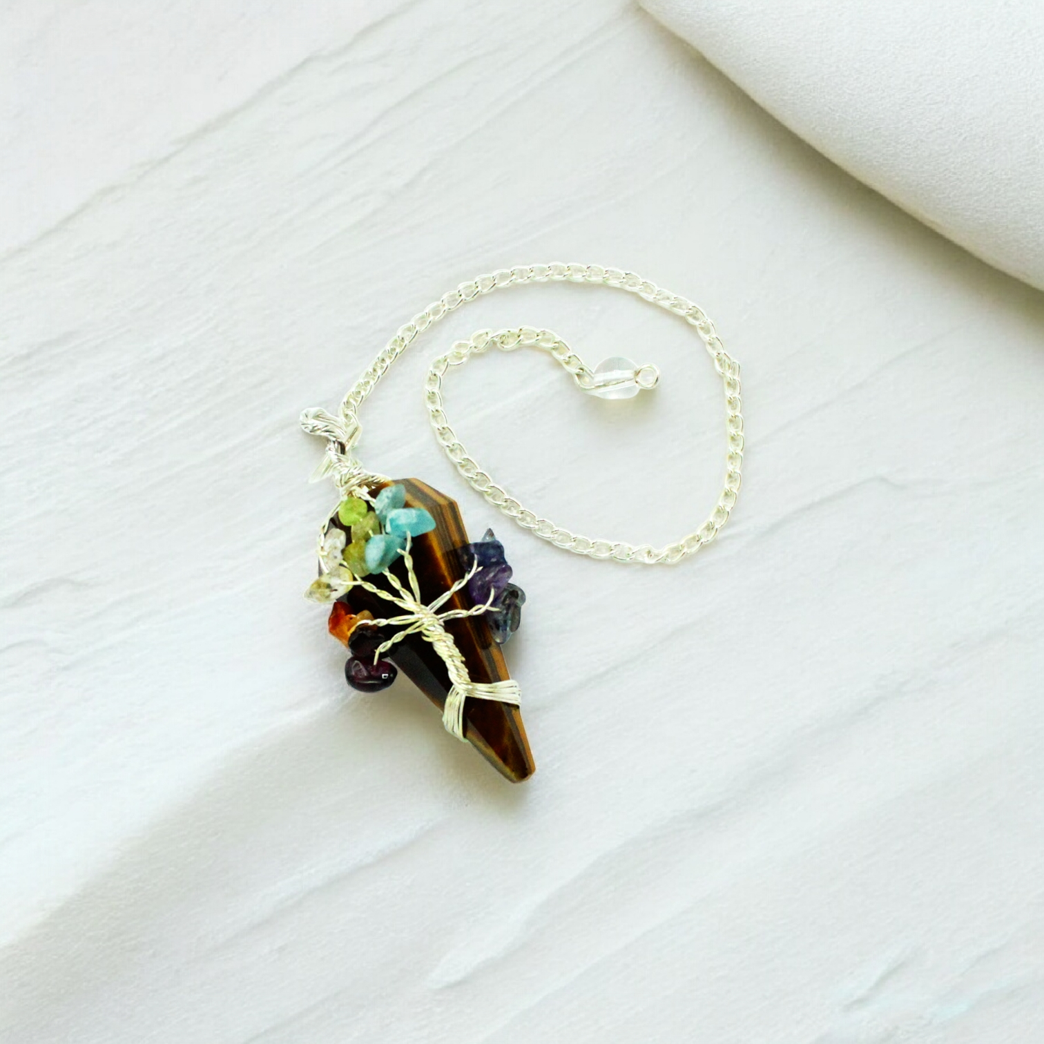 Pendule Sept Chakras en Œil de Tigre