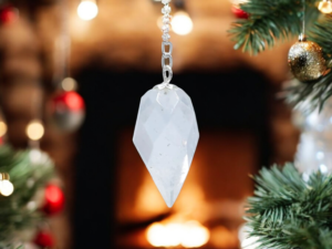 Pendule cristal roche larme à facettes